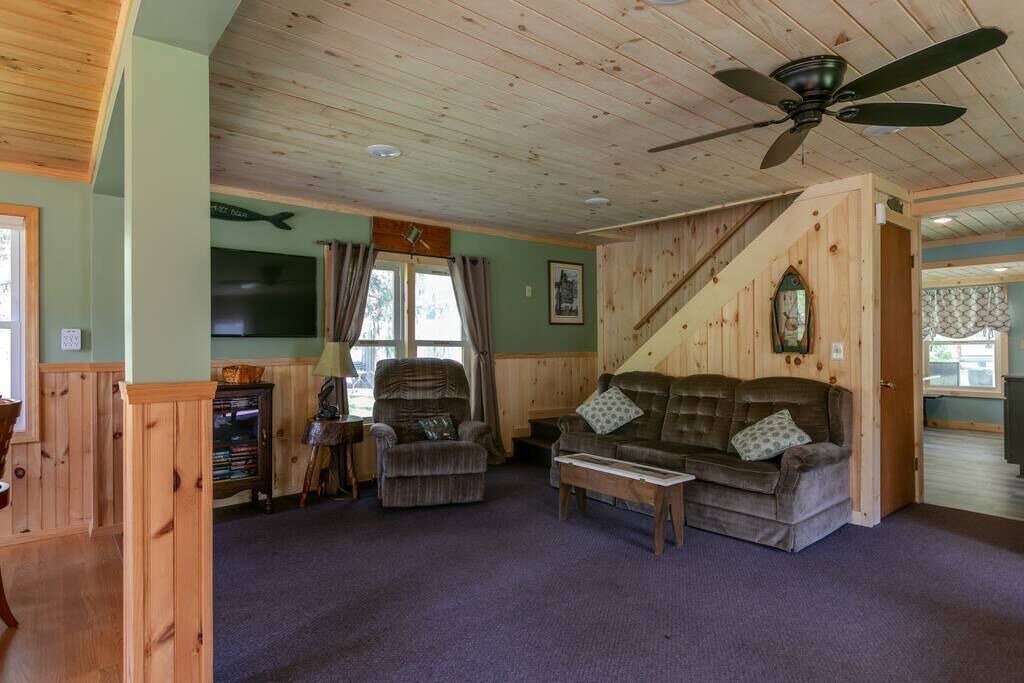 Photo of Bedroom in Gaines