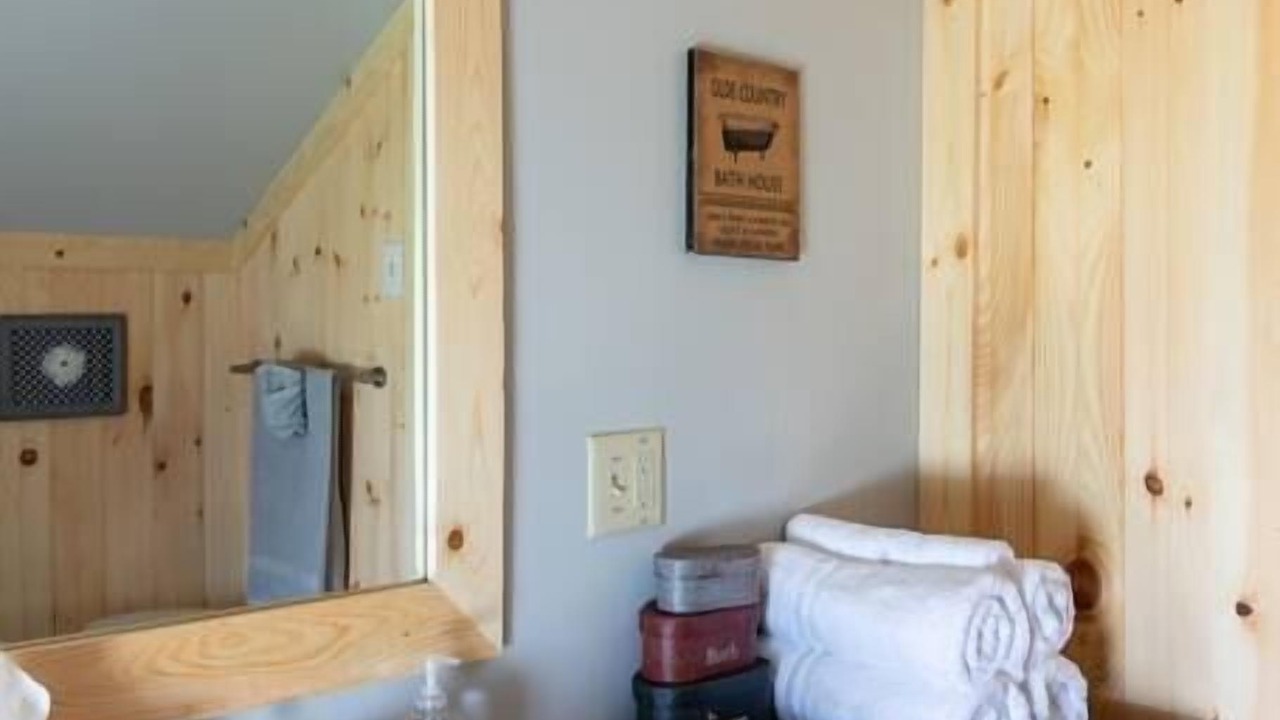 Photo of Bathroom in Gaines