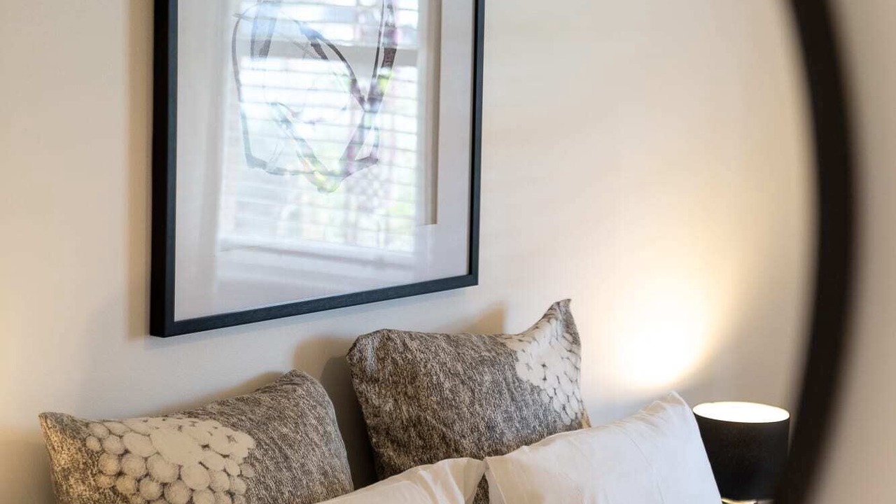 Photo of Others in Orange