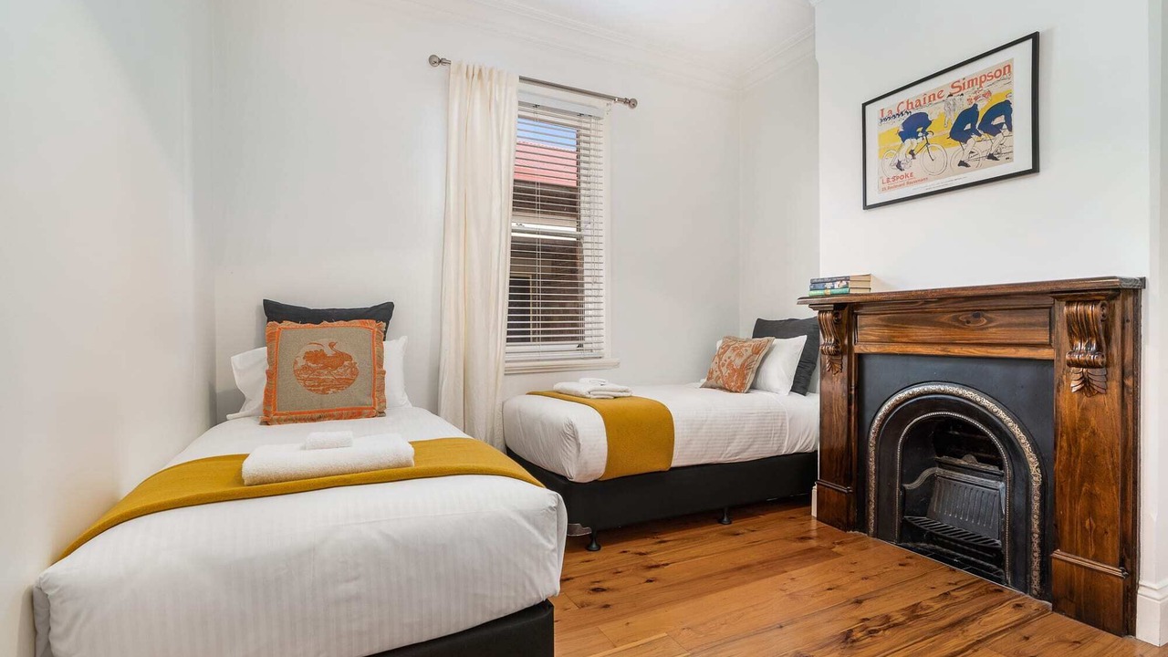 Photo of Bedroom in Orange