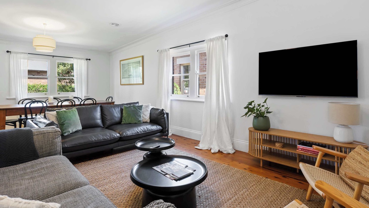 Photo of Livingroom in Orange