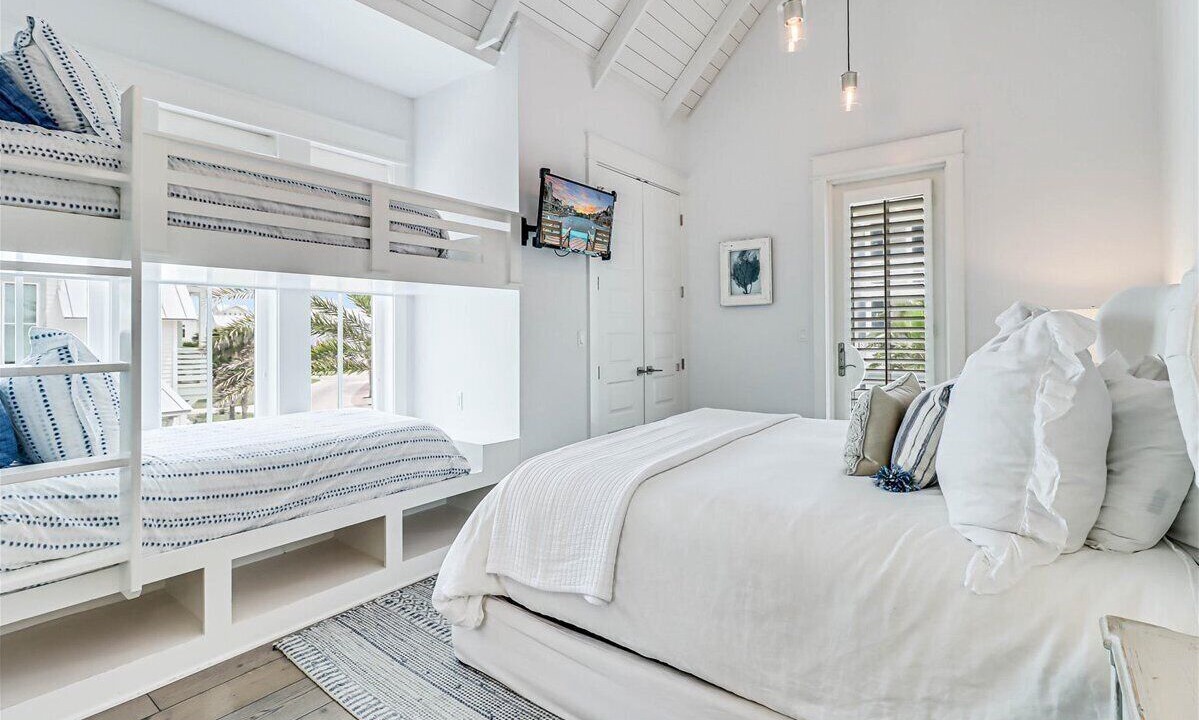 Photo of Bedroom in Cinnamon Shore