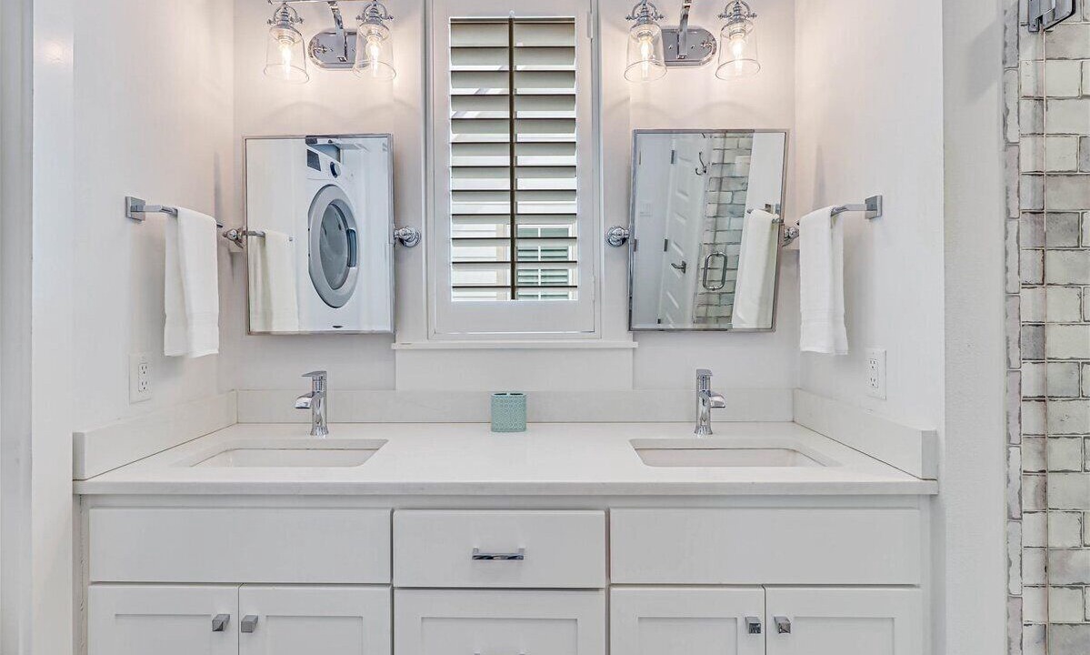 Photo of Bathroom in Cinnamon Shore