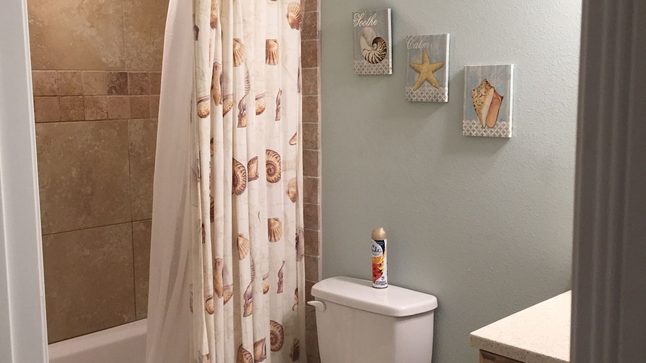 Photo of Bathroom in Hackberry