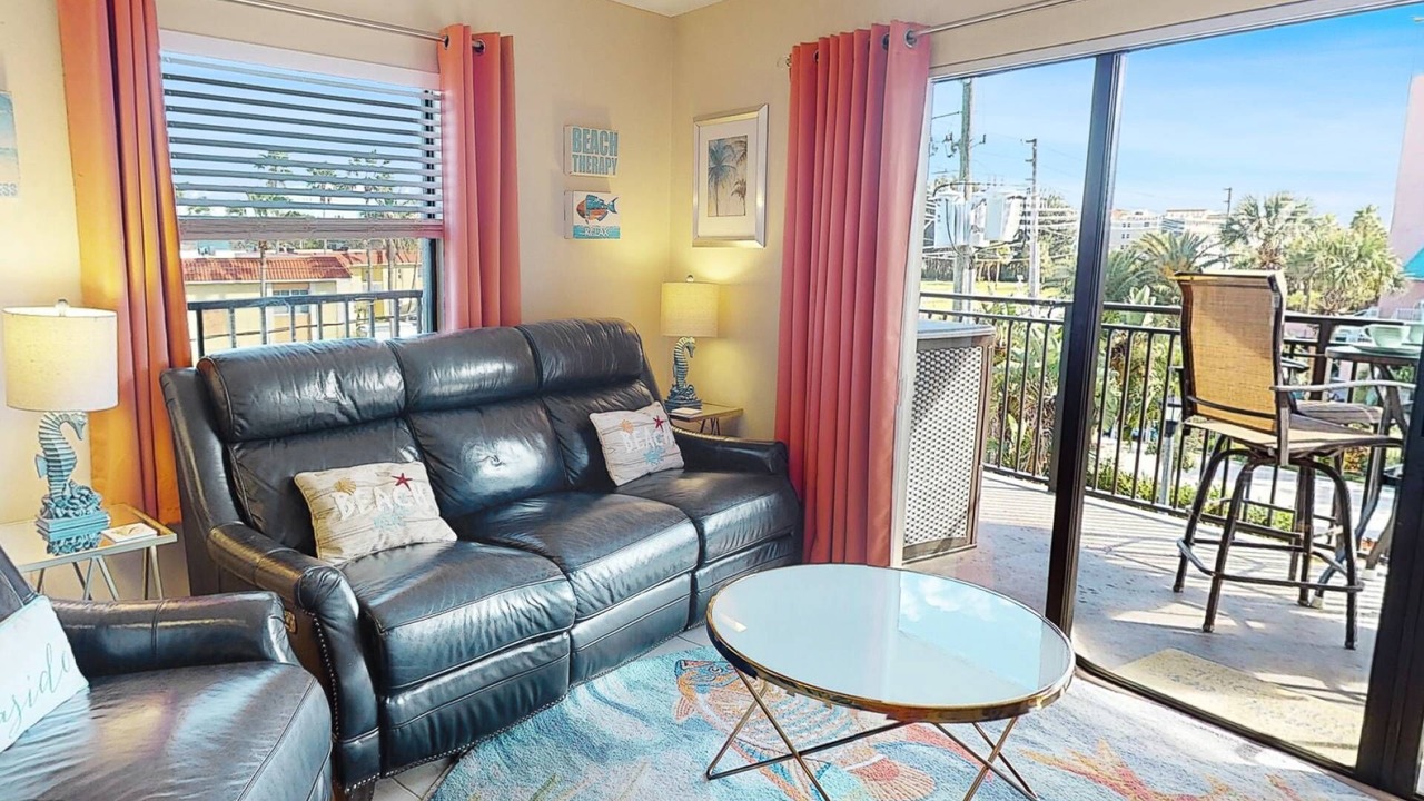 Photo of Livingroom in Belle Vista