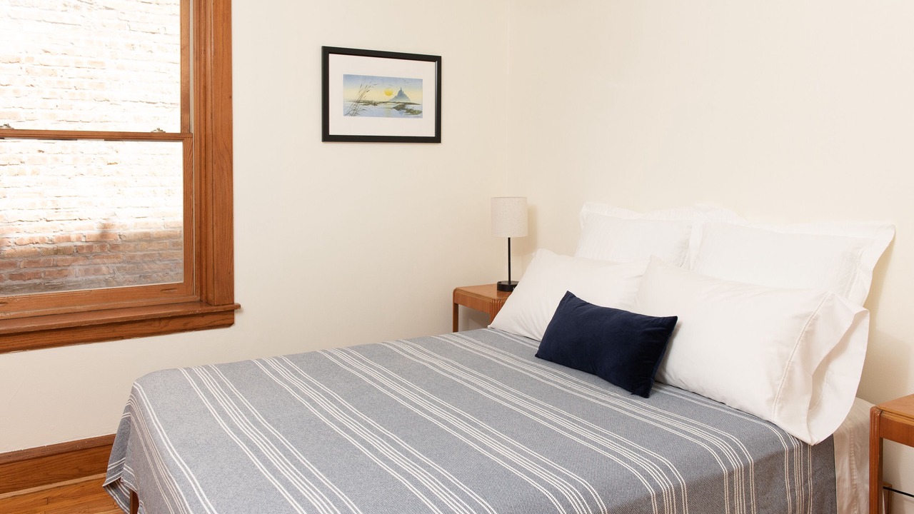 Photo of Bedroom in North Center