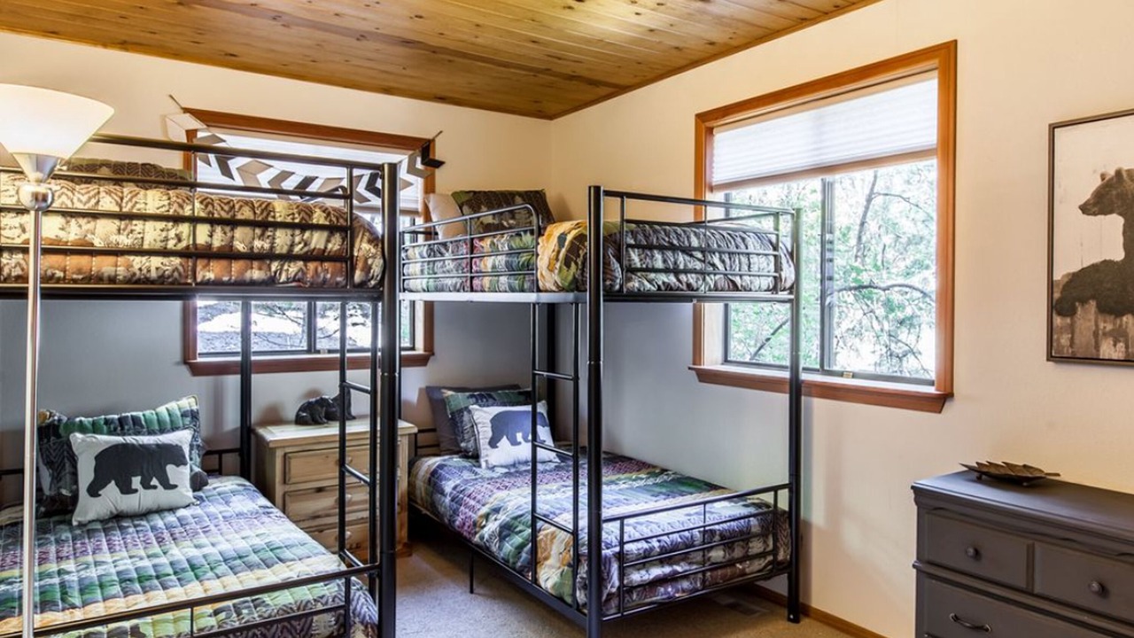 Photo of Bedroom in Blue Jay
