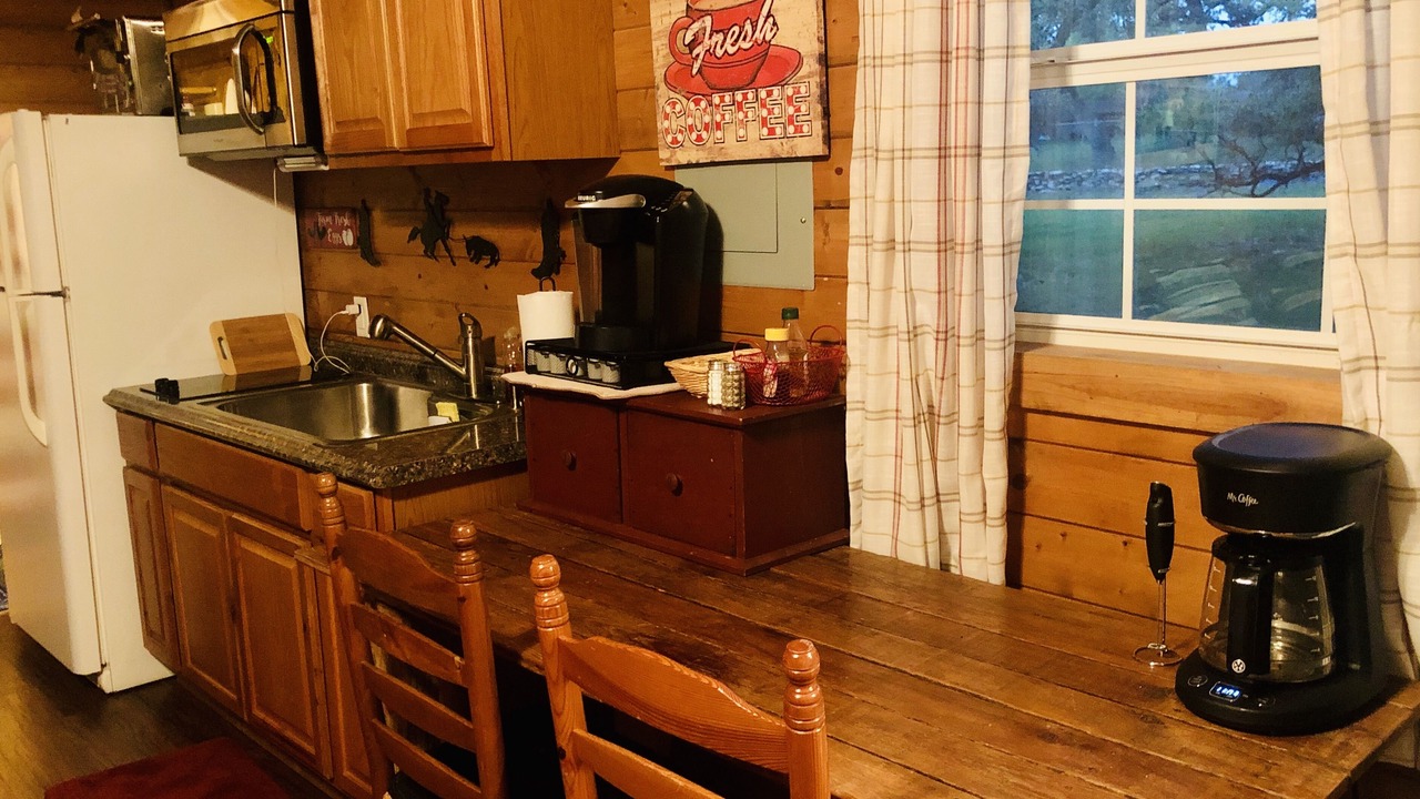 Photo of Kitchen in Canyon Lake