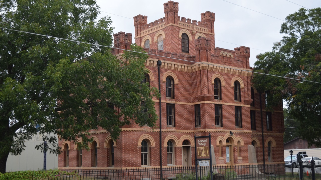 Photo of Others in Lockhart
