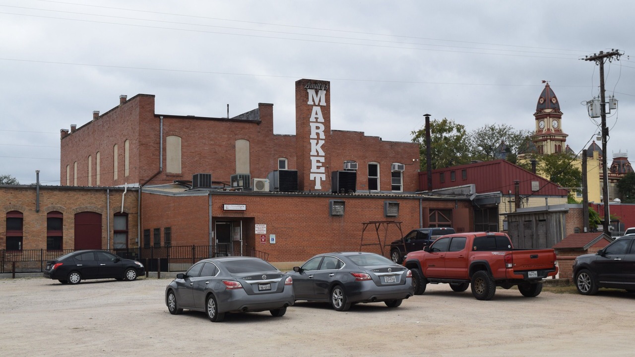 Photo of Others in Lockhart