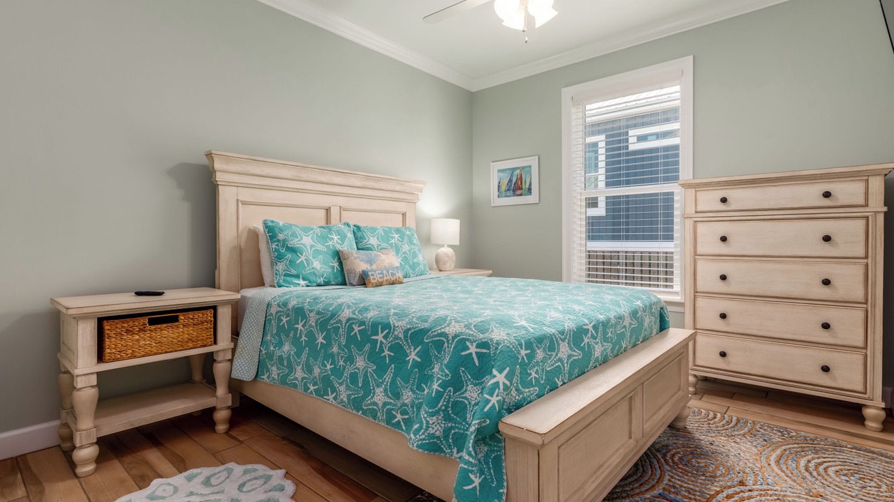 Photo of Bedroom in Dauphin Island