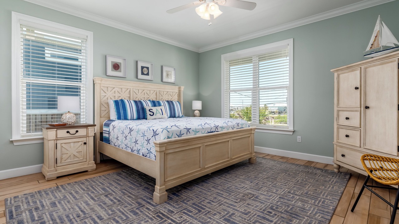 Photo of Bedroom in Dauphin Island