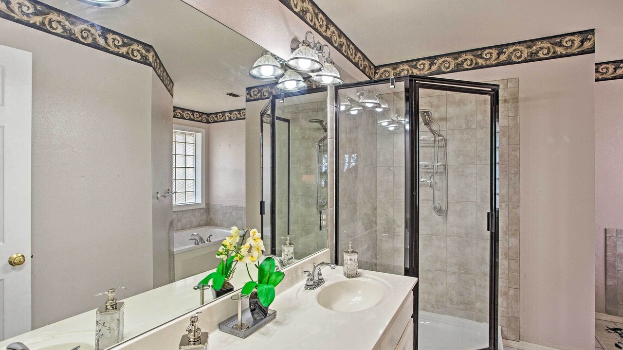 Photo of Bathroom in Coffee City