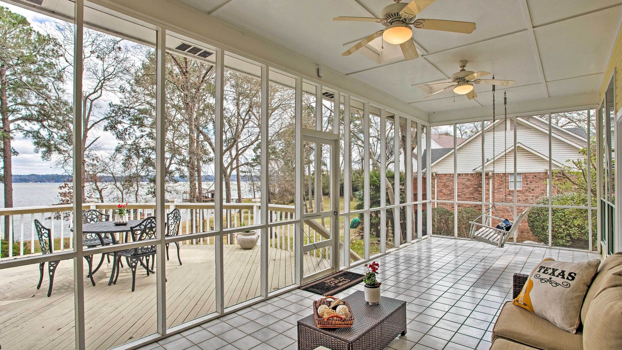 Photo of Outdoor in Coffee City