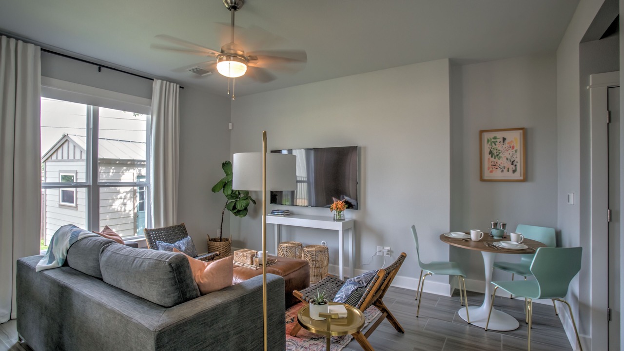 Photo of Livingroom in Clarksville