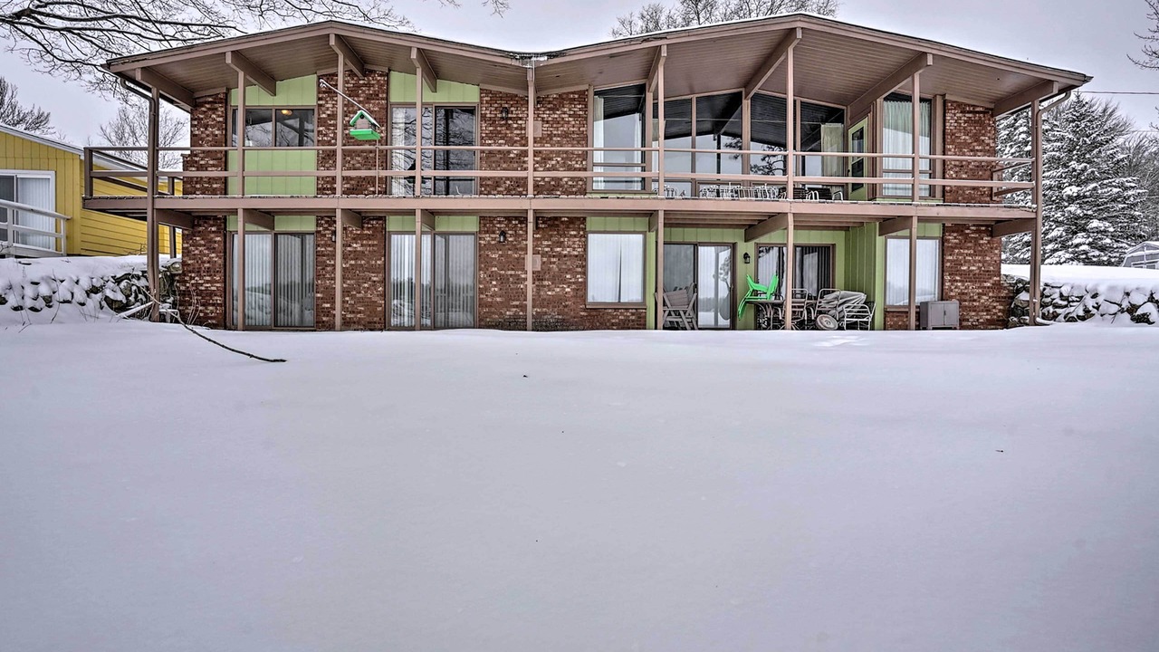 Photo of Outdoor in Lake
