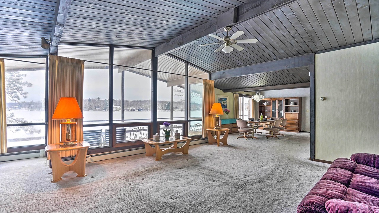 Photo of Outdoor in Lake