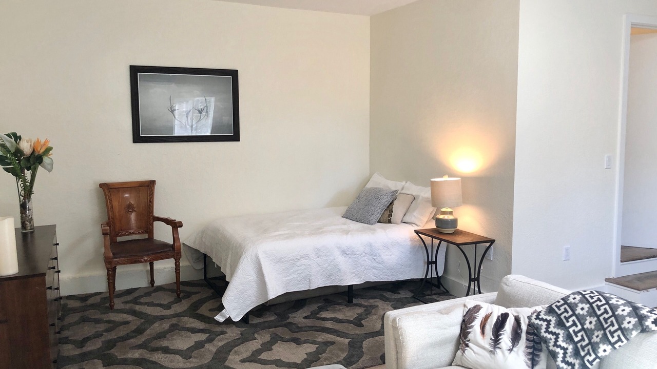 Photo of Livingroom in Napa