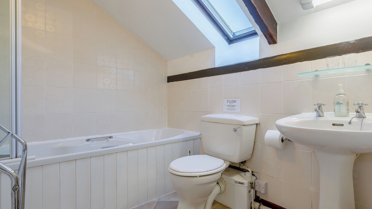 Photo of Bedroom in Muchelney