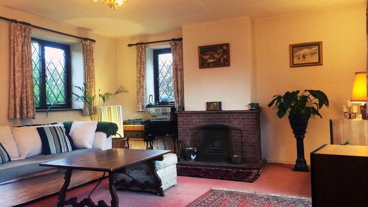 Photo of Livingroom in Little Chalfont