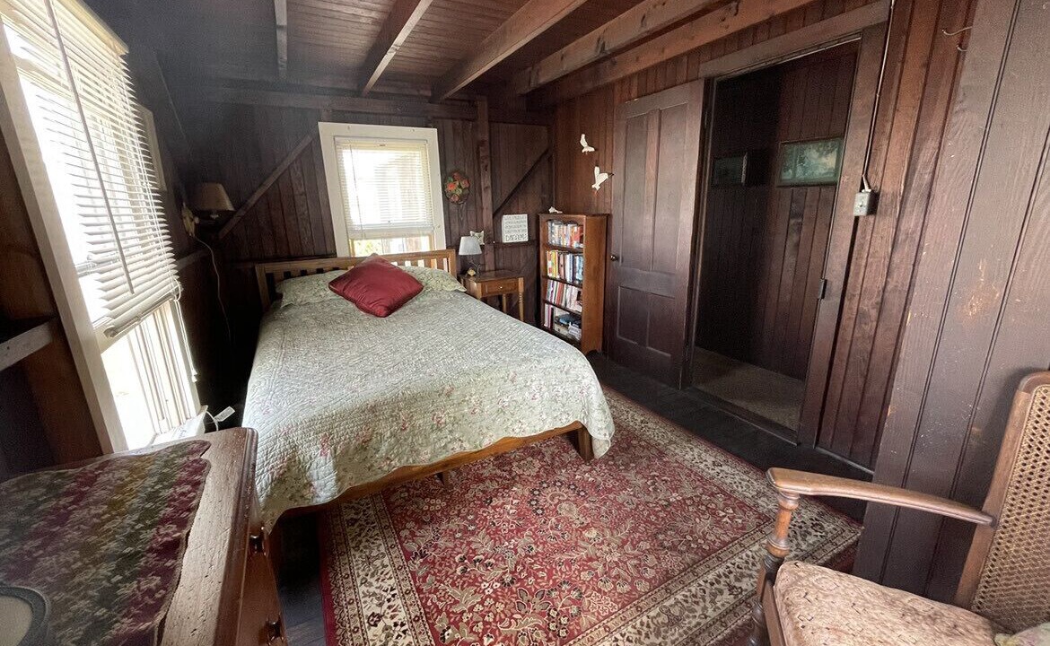 Photo of Others in Niantic