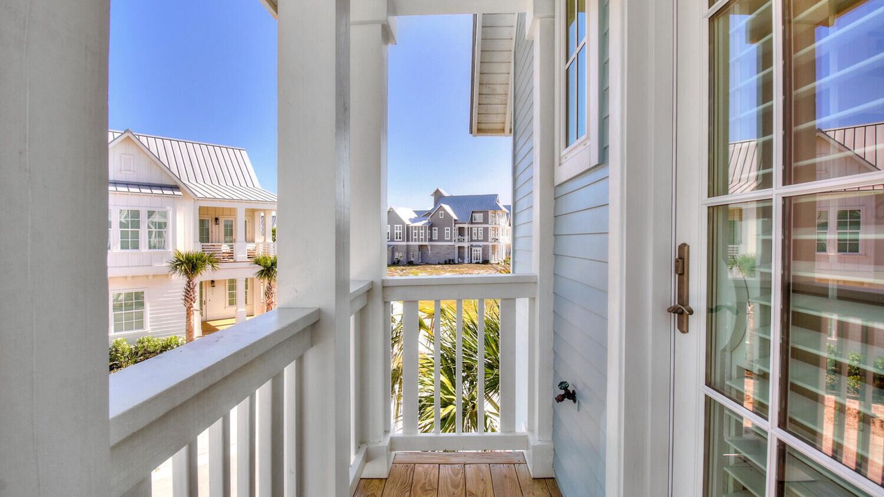 Photo of Patio Balcony in Cinnamon Shore