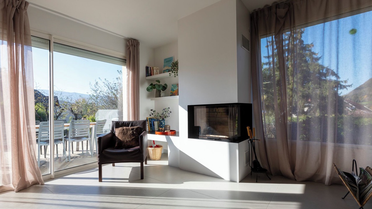 Photo of Livingroom in Menthon-Saint-Bernard