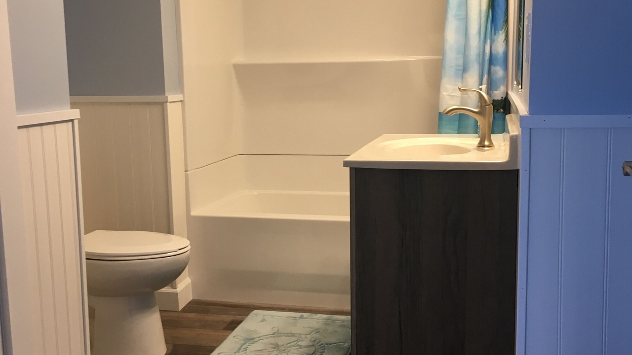 Photo of Bathroom in Lake Ozark