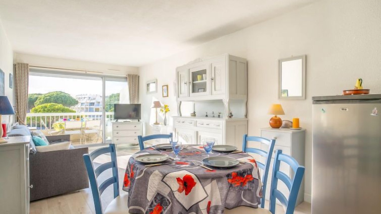 Photo of Livingroom in Le Grau-Du-Roi