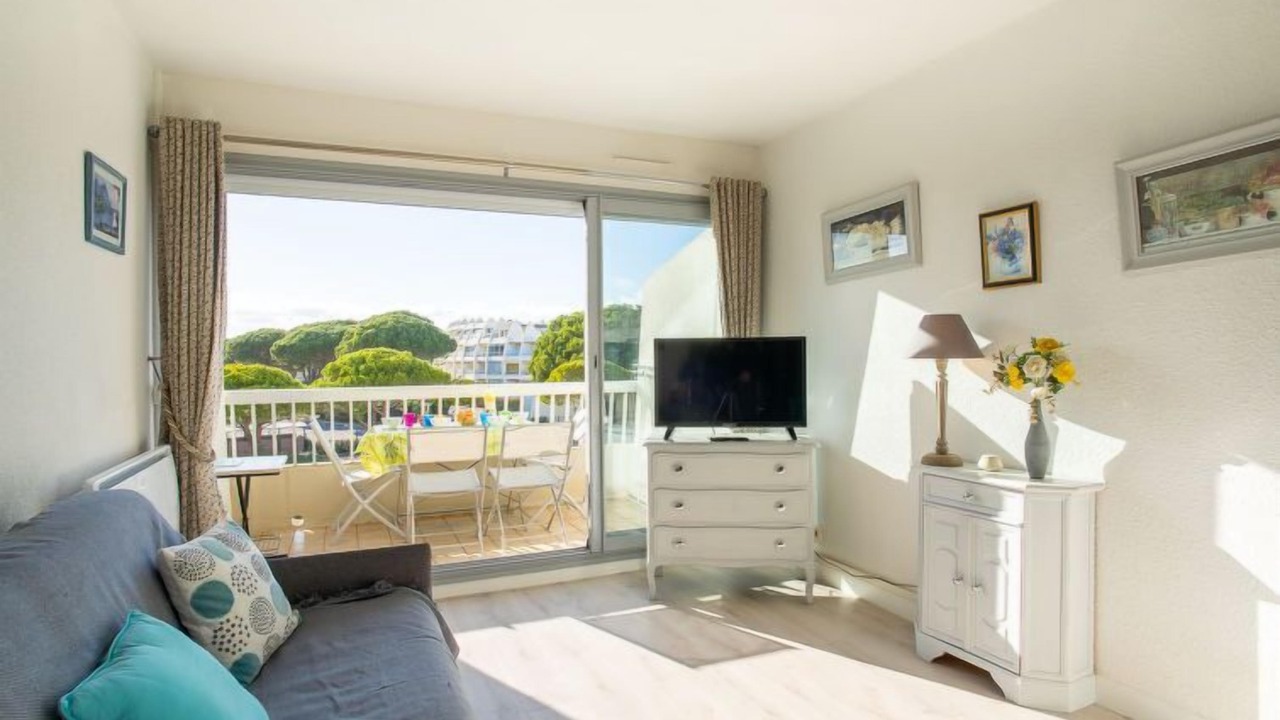 Photo of Livingroom in Le Grau-Du-Roi