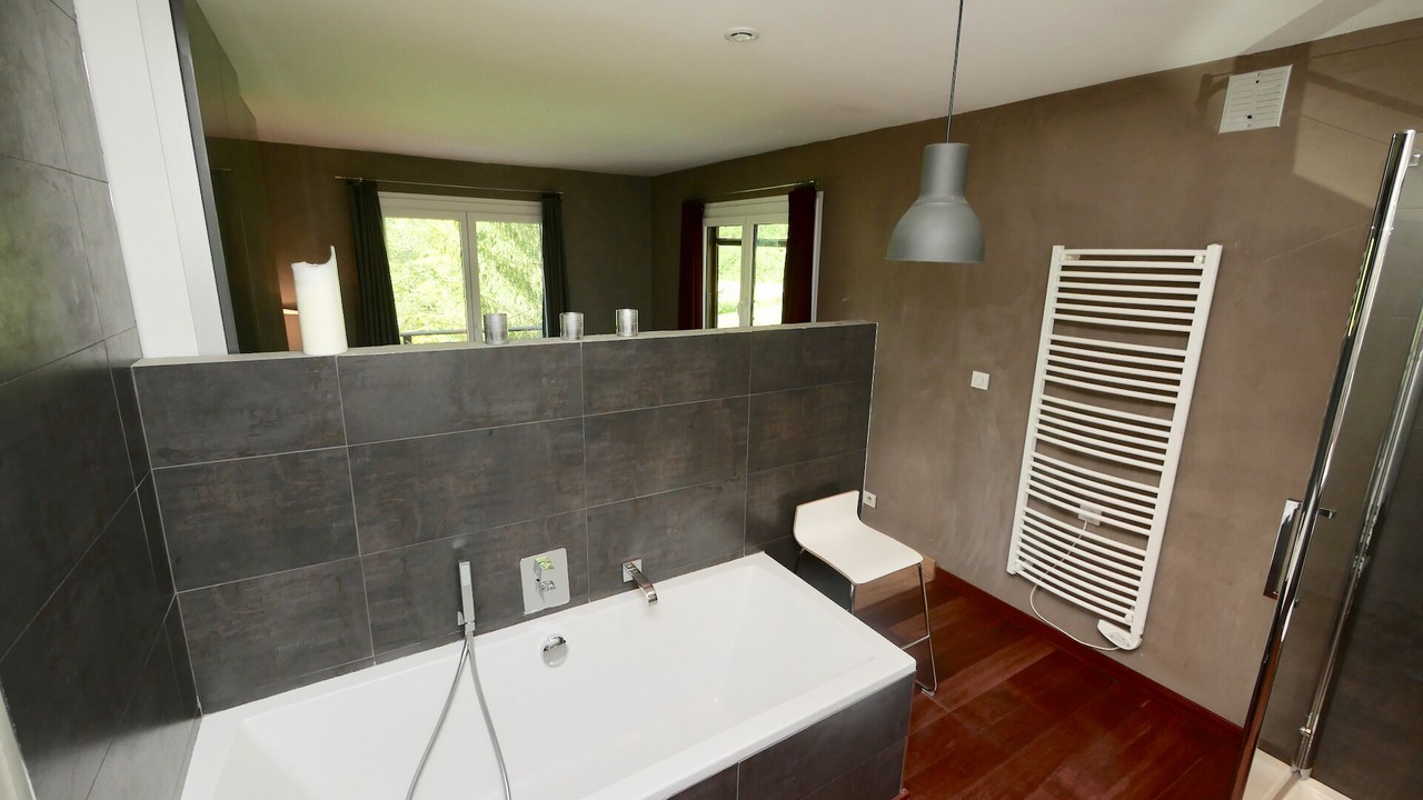 Photo of Bathroom in Le Bourg-d'Oisans