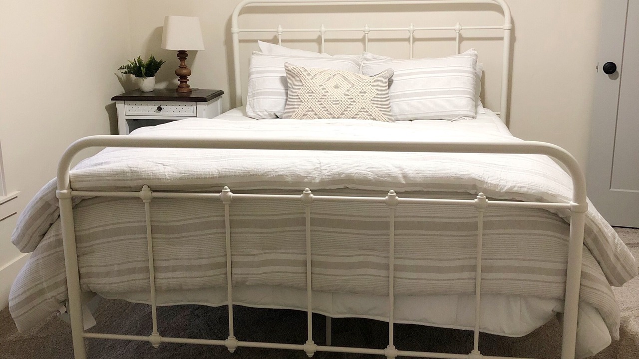 Photo of Bedroom in Benton City