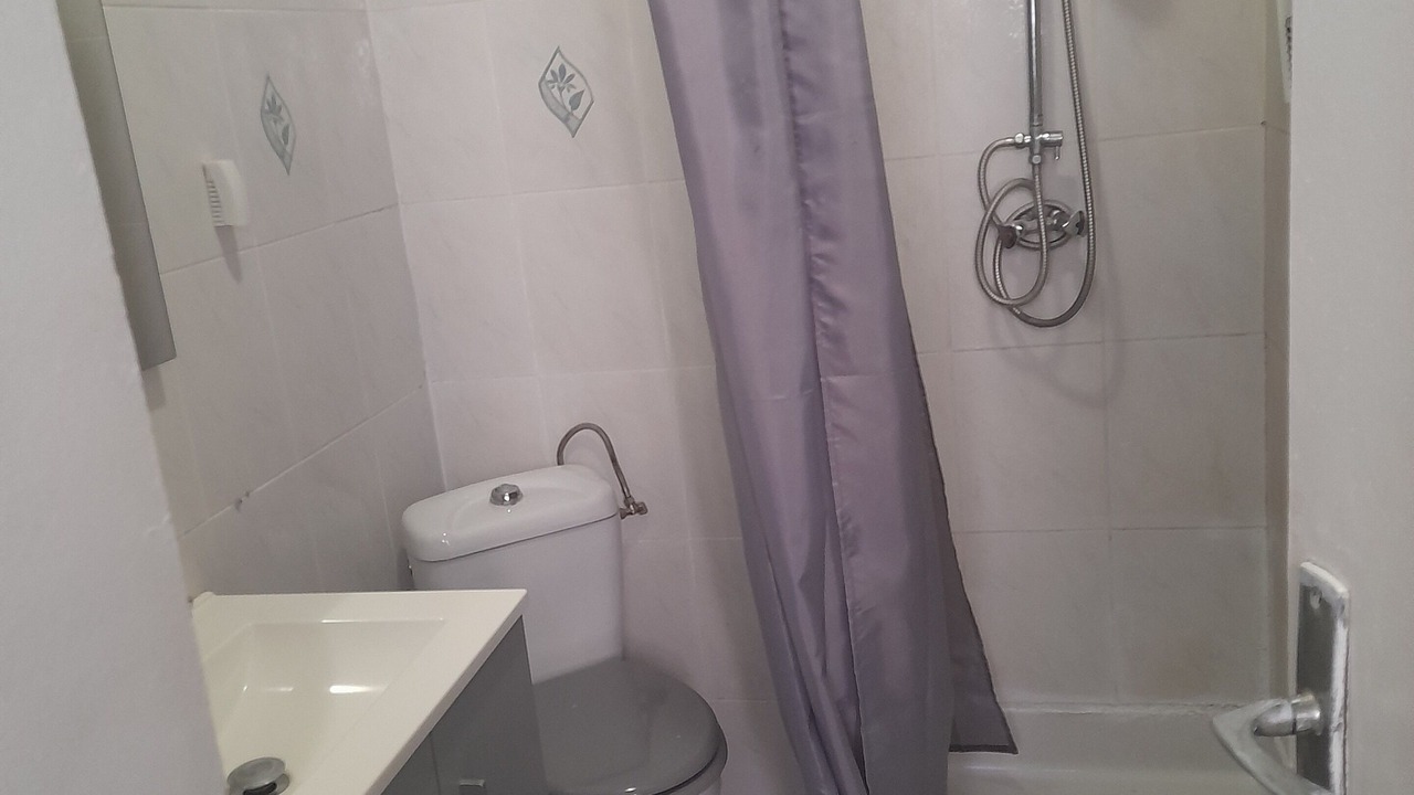 Photo of Bathroom in Lemasson