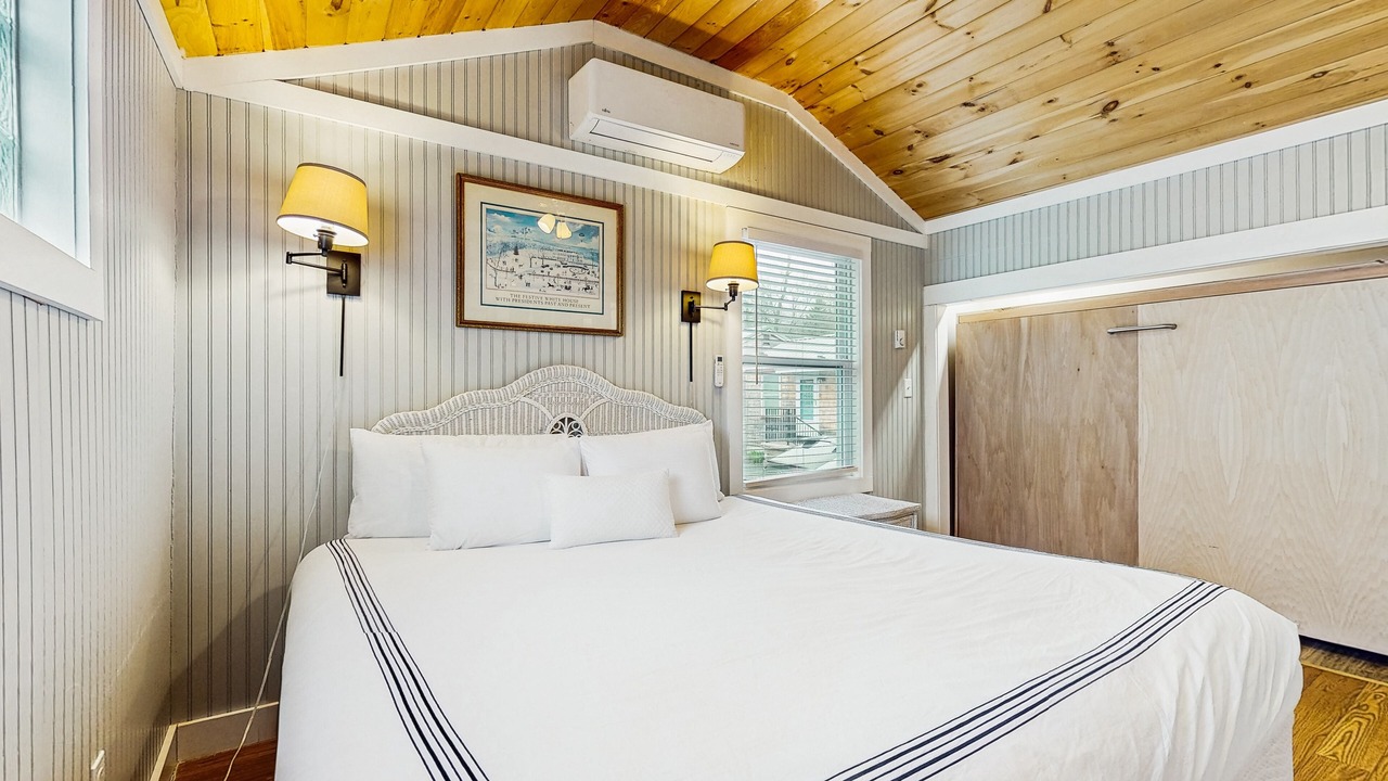 Photo of Bedroom in Kennebunk
