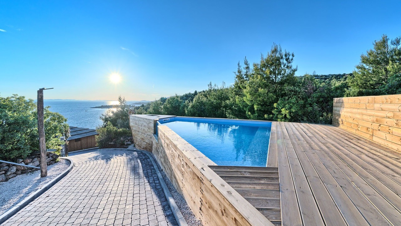 Photo of Outdoor in Jezera