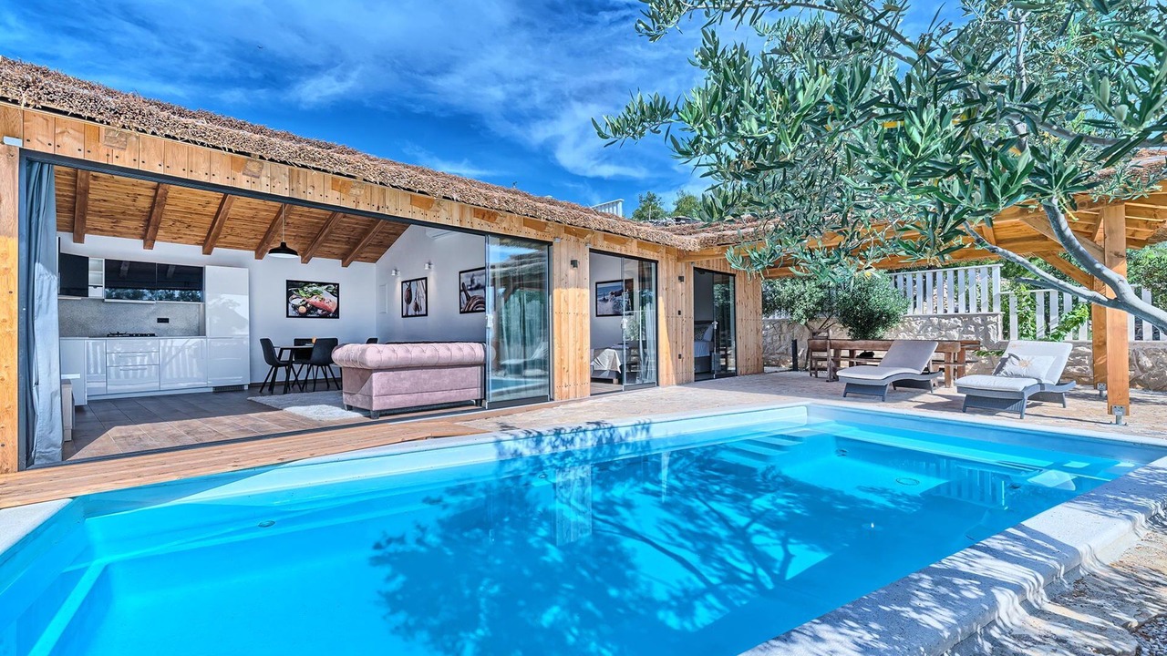 Photo of Outdoor in Jezera