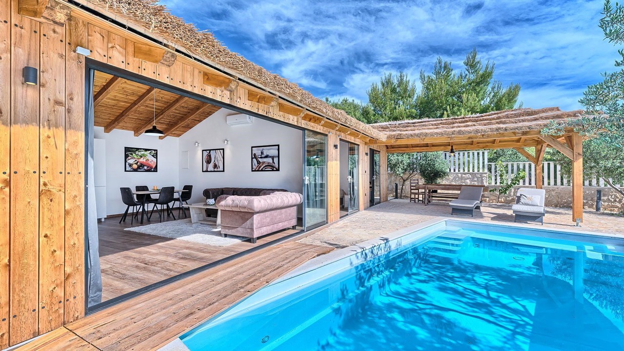 Photo of Outdoor in Jezera