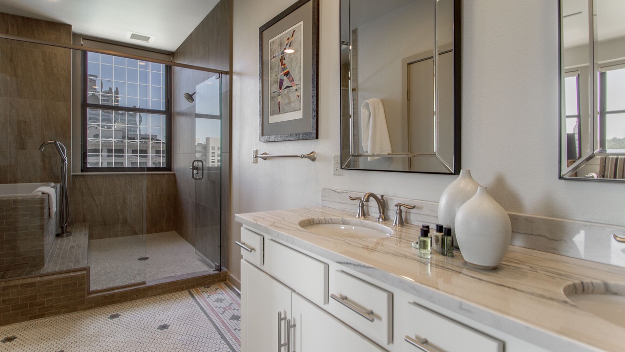 Photo of Bathroom in Downtown Little Rock