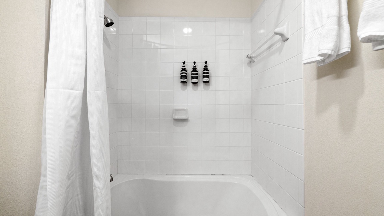 Photo of Bathroom in Central Arlington