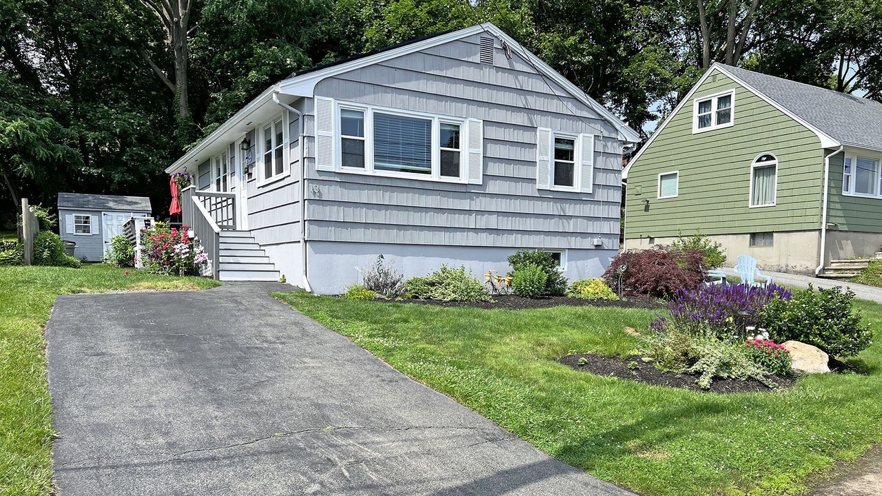 Photo of Others in Beverly