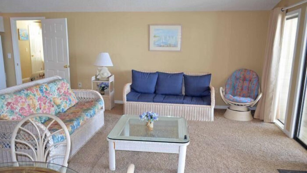 Photo of Livingroom in Surfside Beach