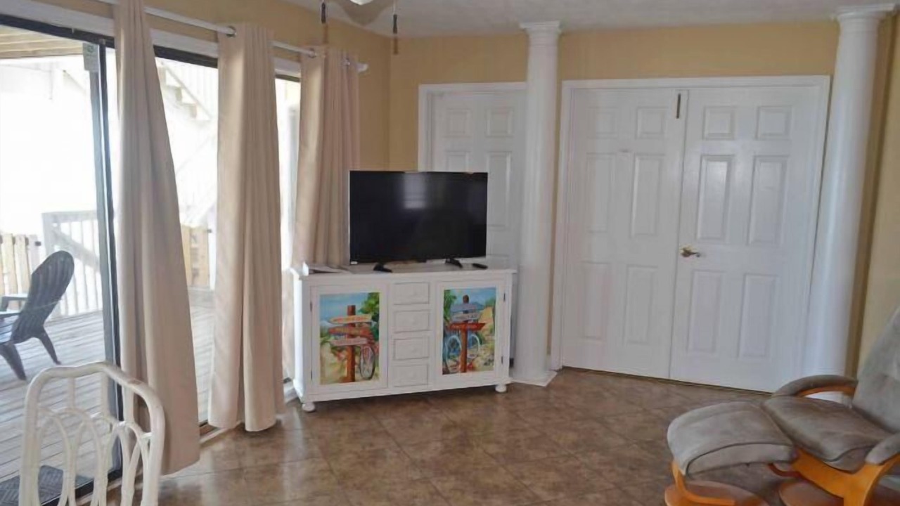 Photo of Livingroom in Surfside Beach