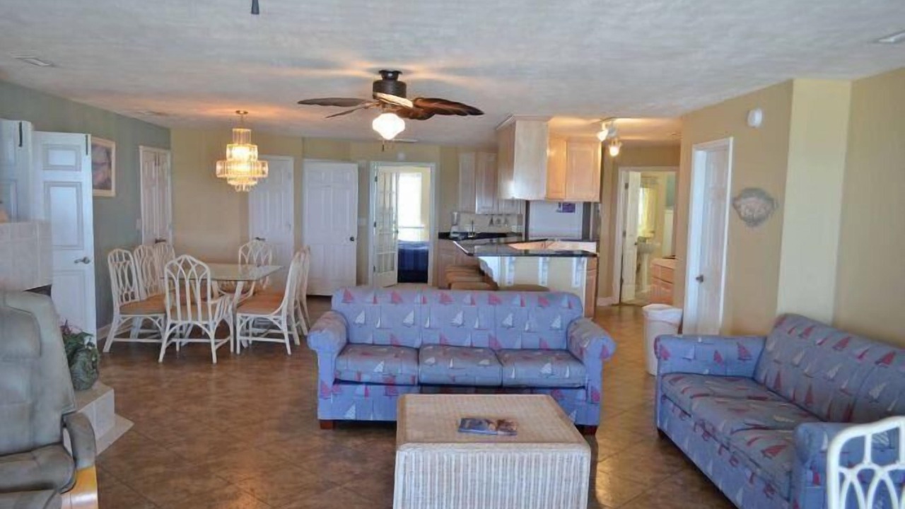 Photo of Livingroom in Surfside Beach