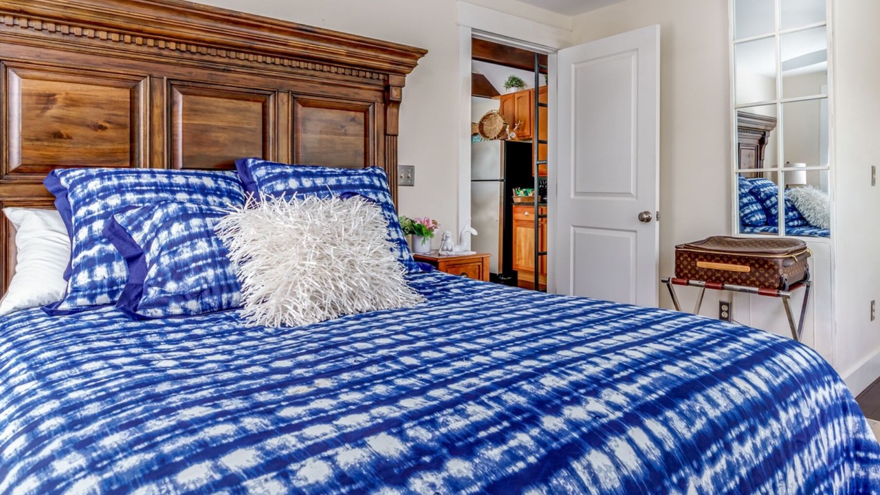 Photo of Bedroom in Bellevue Avenue Historic District