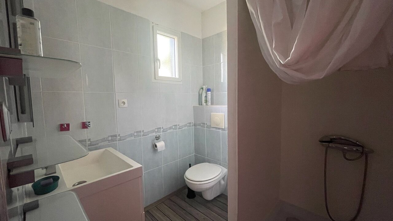 Photo of Bathroom in Montigny-le-Chartif