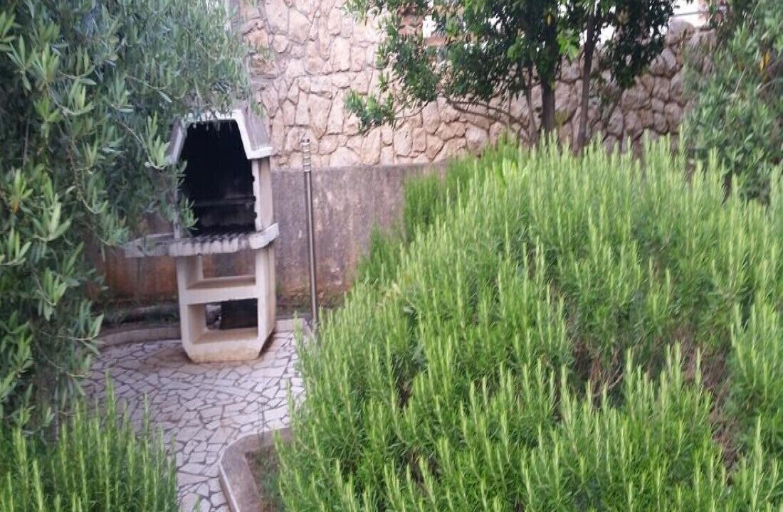 Photo of Outdoor in Cres