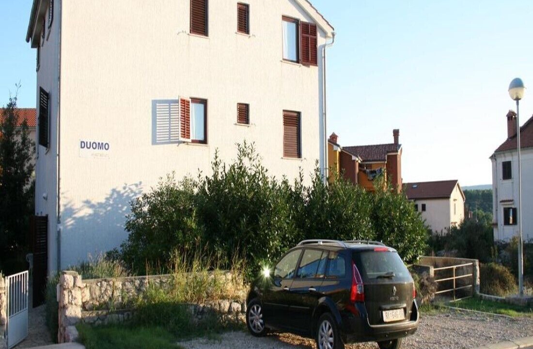 Photo of Outdoor in Cres