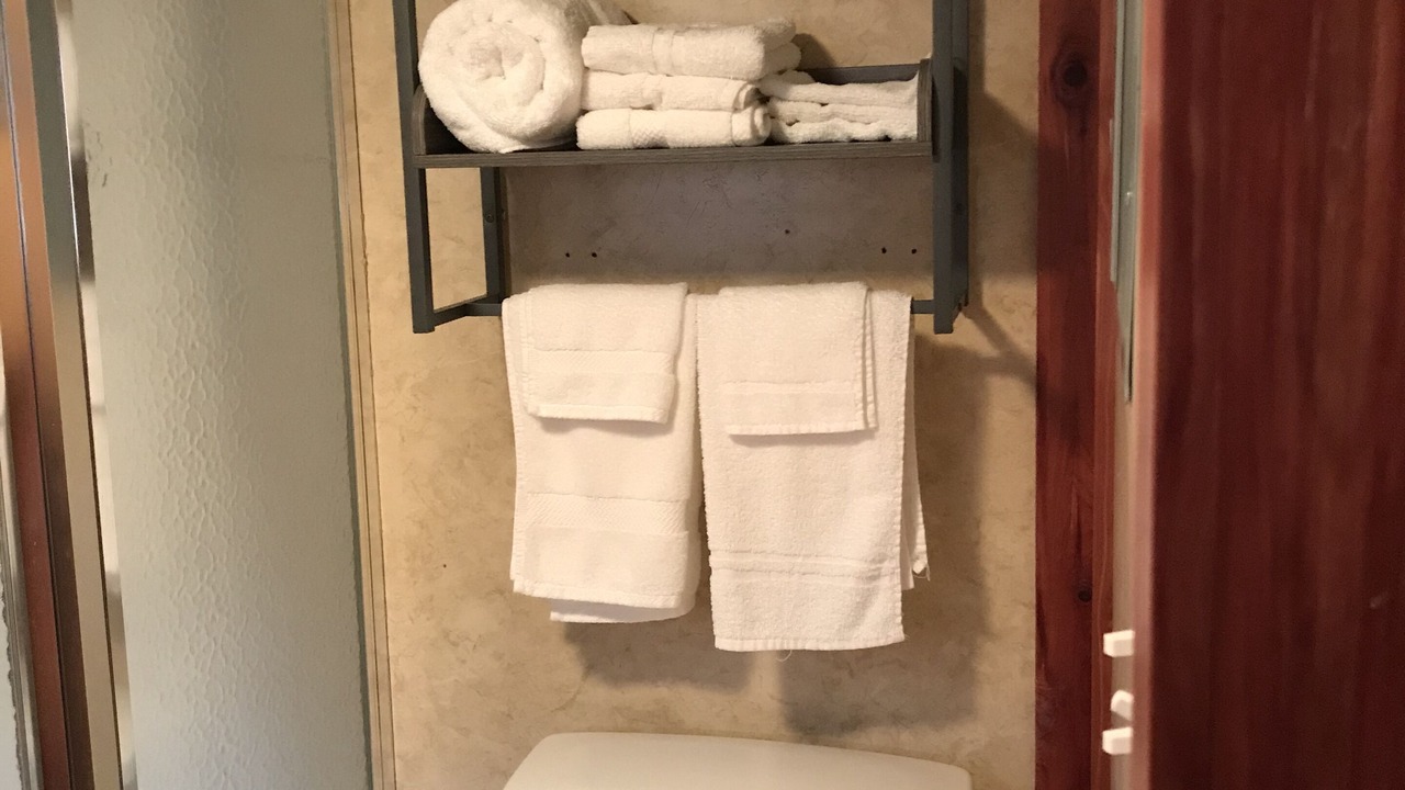 Photo of Bathroom in Hughes County