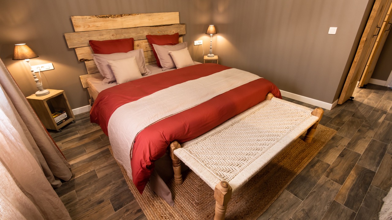 Photo of Bedroom in Saint-Loup-de-Naud