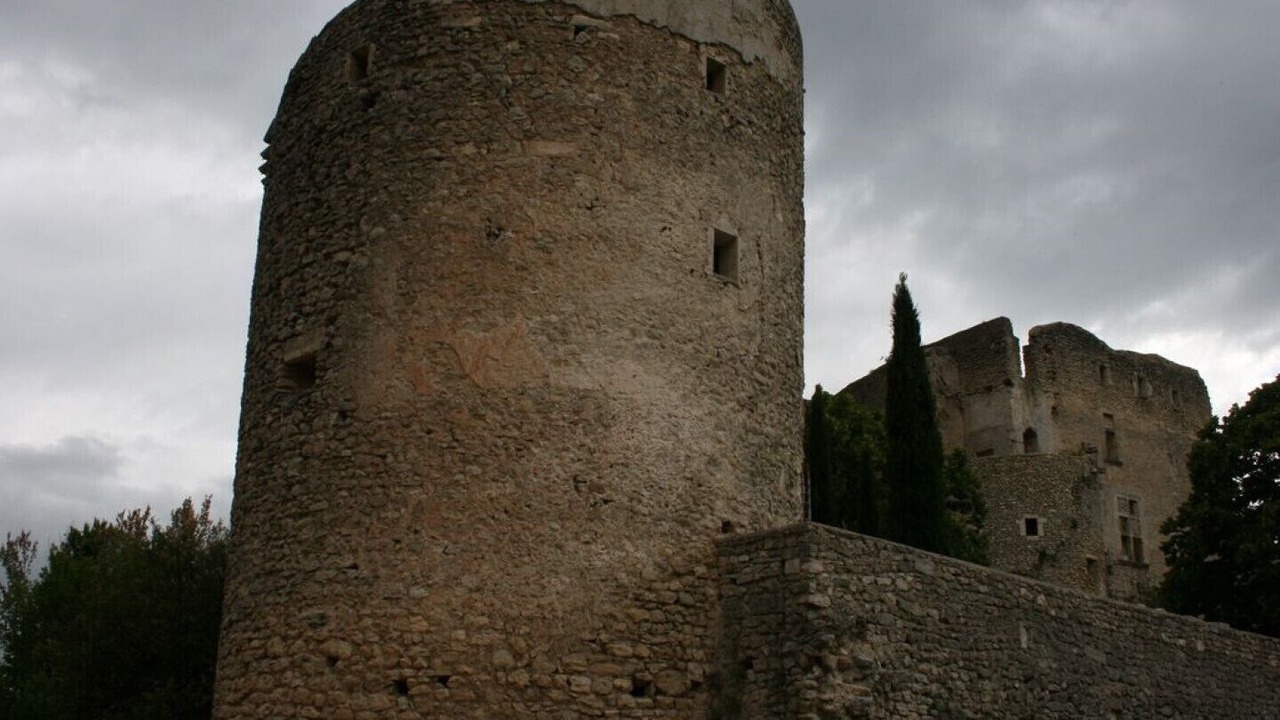 Photo of Others in Sainte-Cecile-les-Vignes